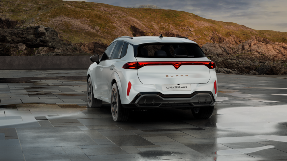 CUPRA Terramar [object Object] [object Object] 1.5 eTSI